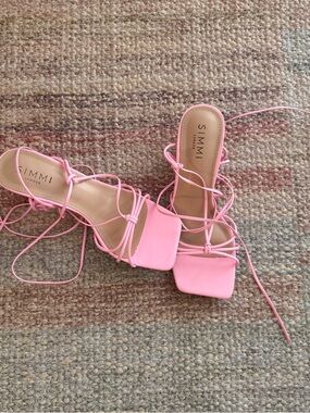 SIMMI London Pink Lace-Up Square Toe Heels